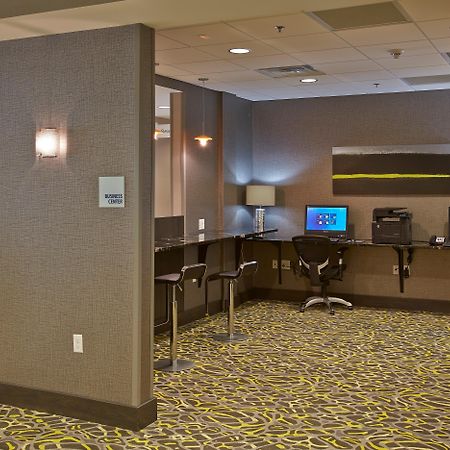 Holiday Inn Express And Suites Madison Central By Ihg Exterior photo